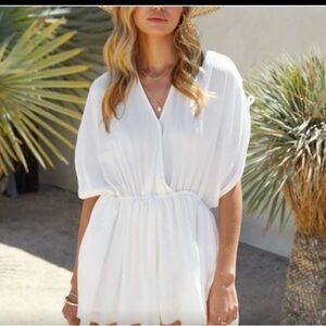 VICI Gisella Pocketed Drape Romper - White / M